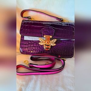 NWOT! TRENDY Crossbody Patent Leather Croc